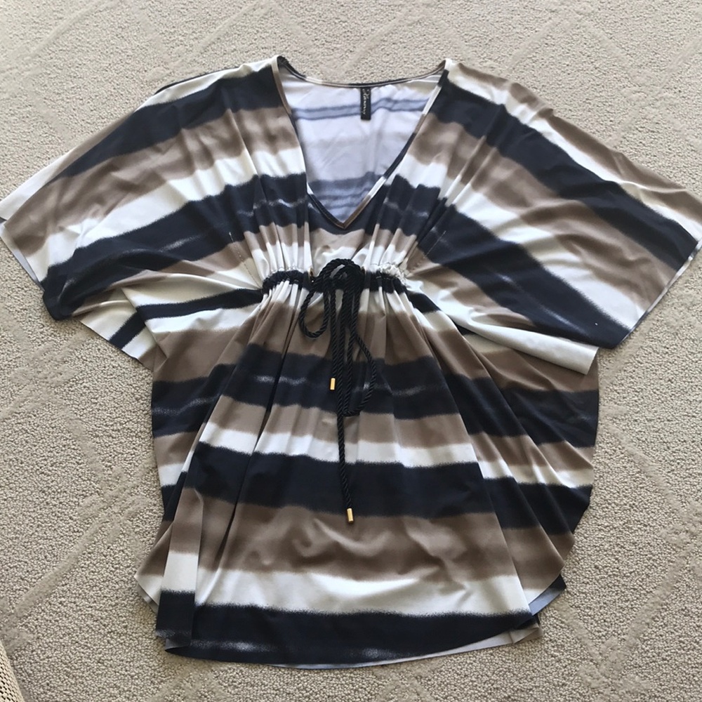 Vix Swimwear cover up